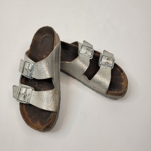 Birkenstock Birkis Sz 38 Arizona Sandals Silver Textured Double Buckle - Picture 1 of 8